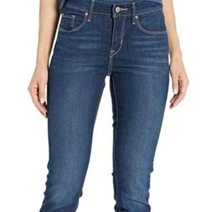 Levis dark wash 510 jeans